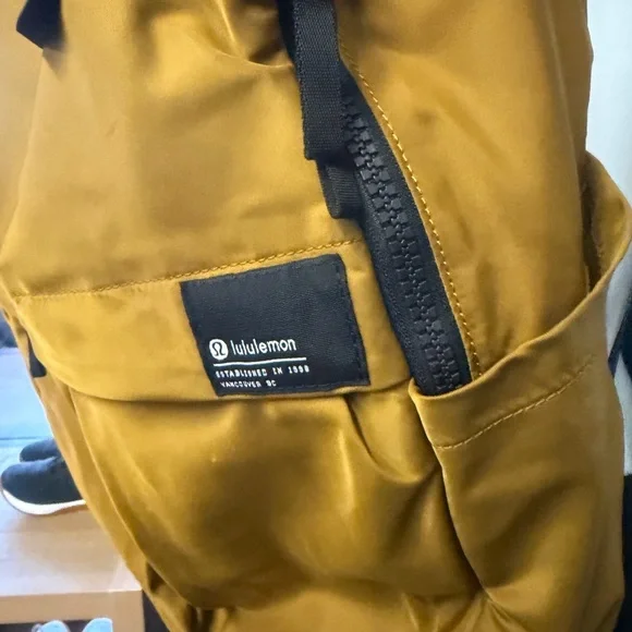 lululemon athletica Ochre Backpack - Picture 2 of 3